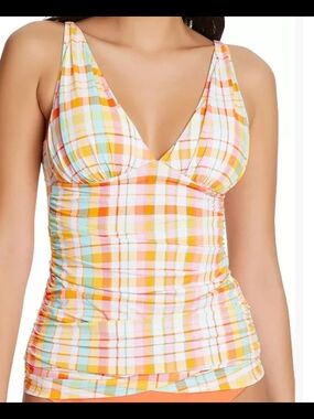 Bleu by Rod Beattie
Hip To Be Square Plaid Tankini Top